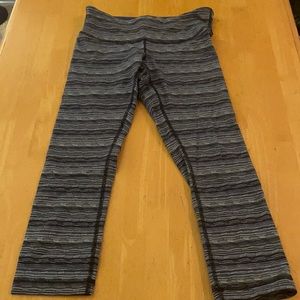 Lululemon capris